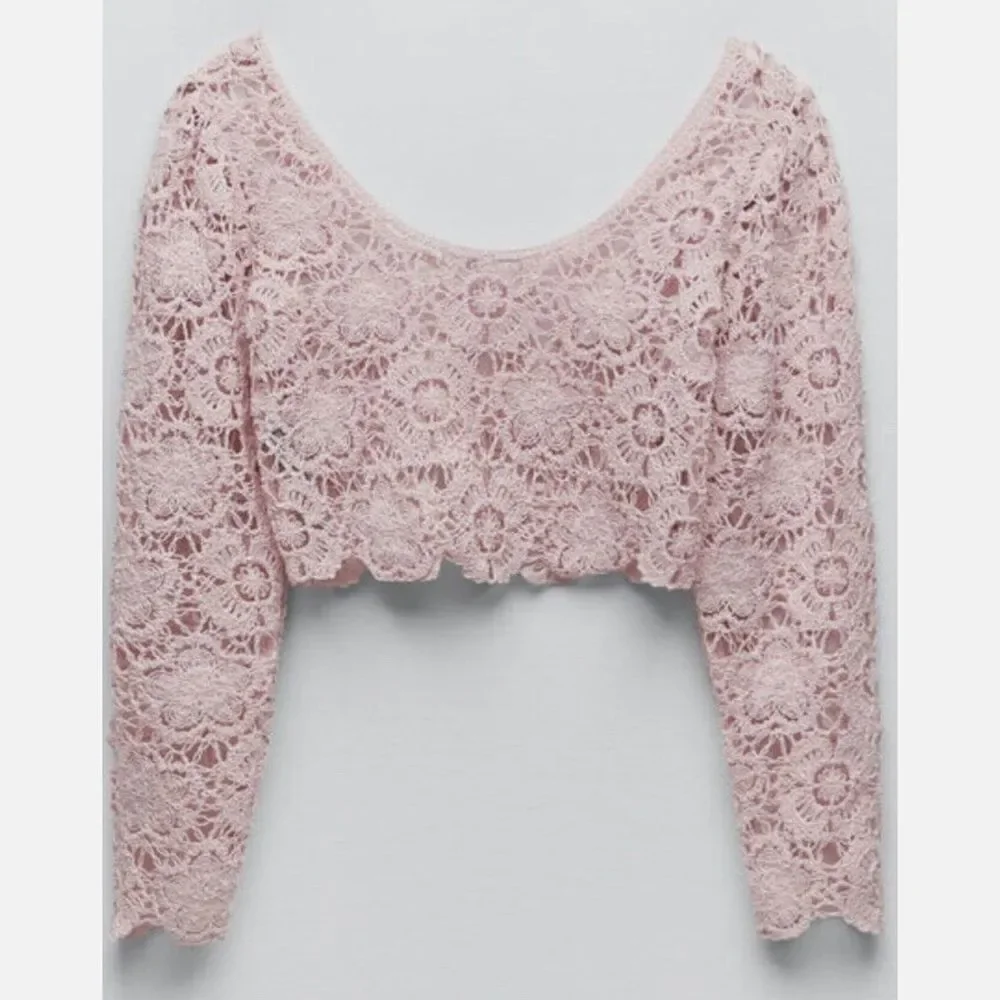 Zara full sleeves crochet knit crop top